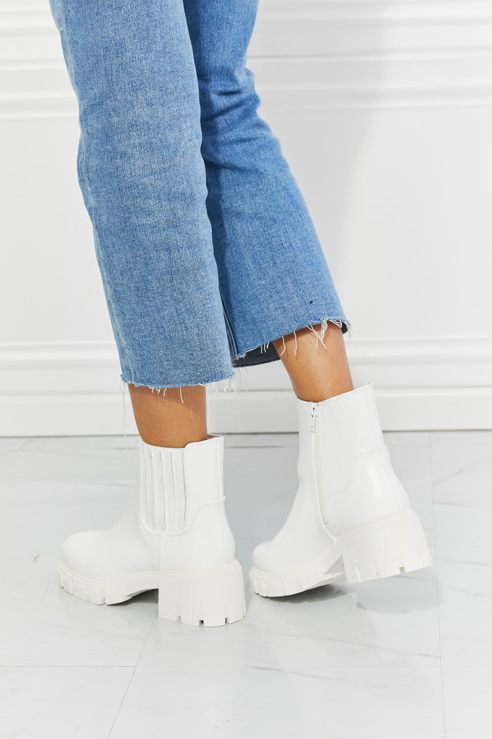 49.99 MMShoes What It Takes Lug Sole Chelsea Boots in White